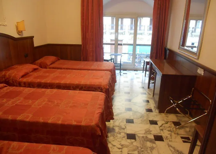 Nakissa 4* Roma